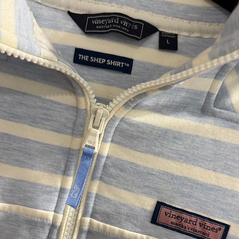 Vineyard Vines NWOT Blue & Cream Quarter-Zip Pullover “The Shep Shirt” - Picture 3 of 5